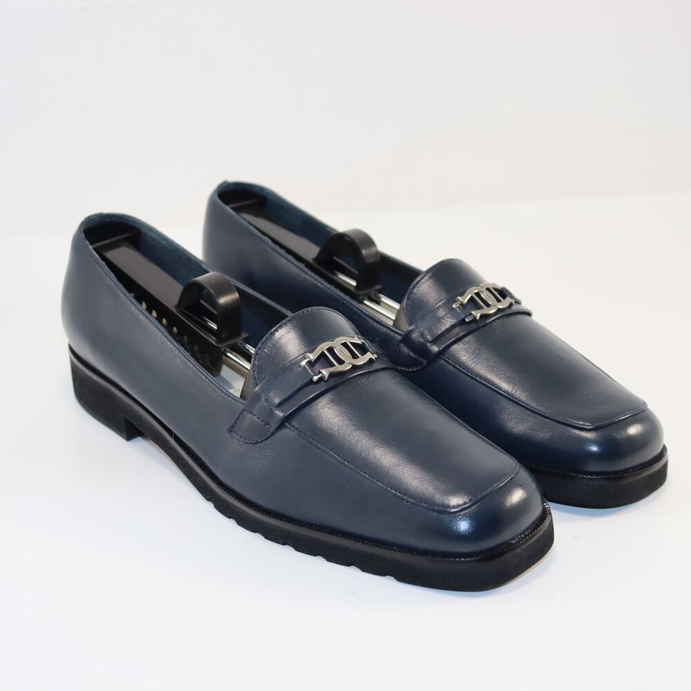 Etienne Aigner Navy Leather Loafers 7.5M‎ Gold Logo Preppy